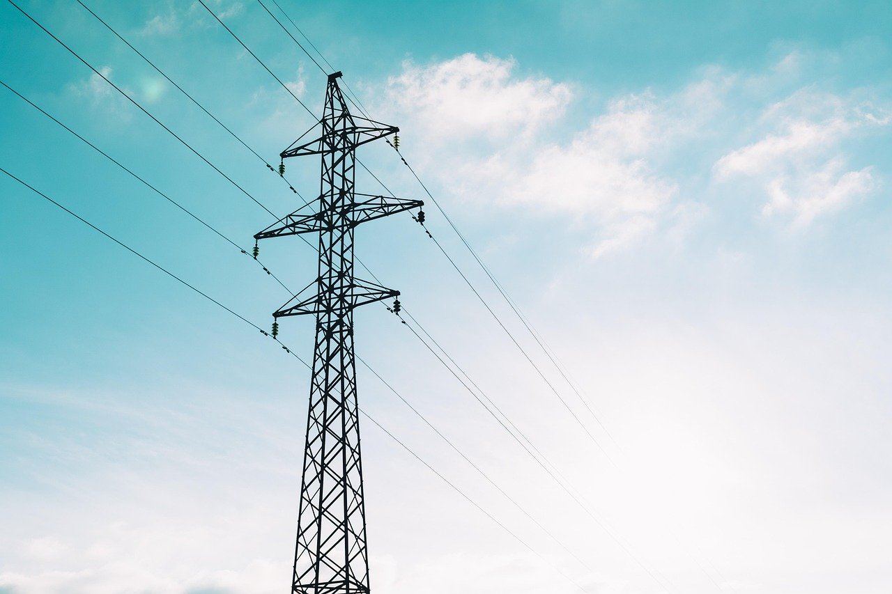 Poland extends energy price freeze until 2025