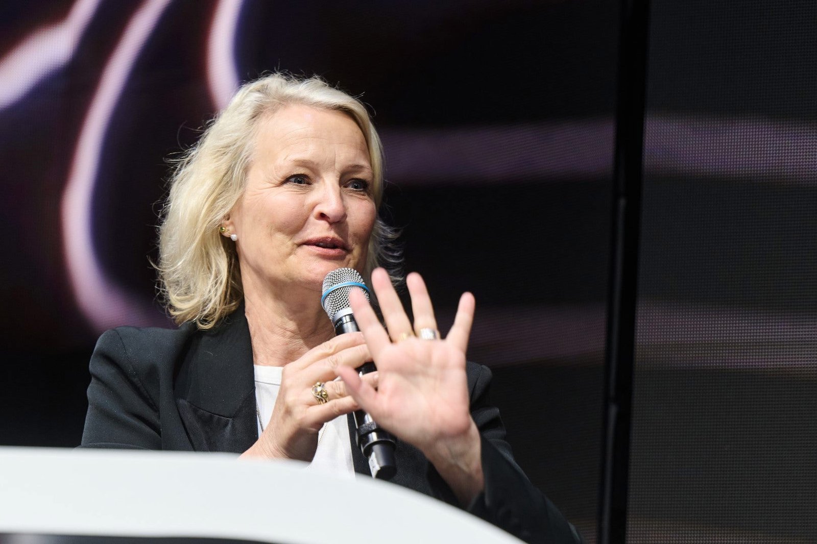 Power Summit 2025: EU Leaders Prioritize Grid Upgrades