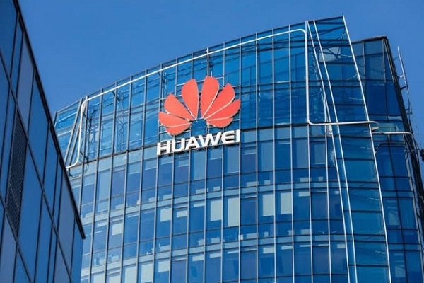Huawei donates $15,000 in renewable energy testing kits to REA
